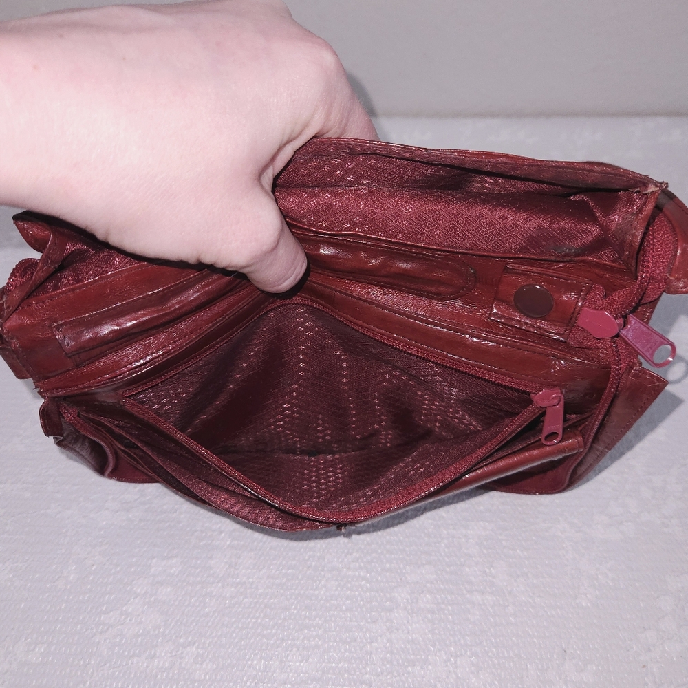 Vintage EEL Skin Clutch - Picture 11 of 16